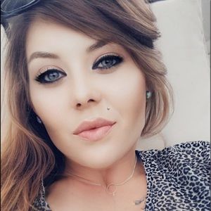 Meet your Posher, Kelcie